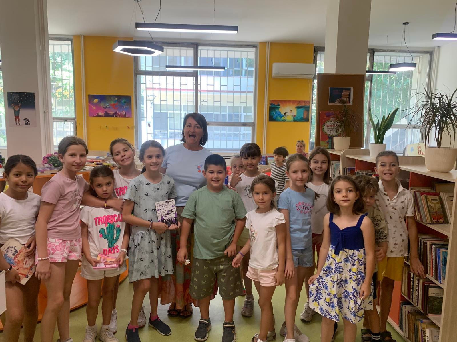 Дружба со другарчињата од Училиштето за јазици Еурокидс